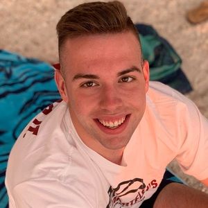 Meet your Posher, Connor